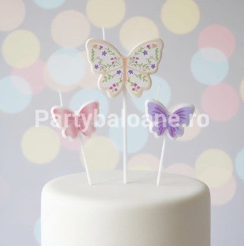 Set 3 Lumânări Tort Fluturi (Pastel și Floral) – Decor Fete 10/7 cm Un set de 3 lumânări pentru tort în formă de fluturi