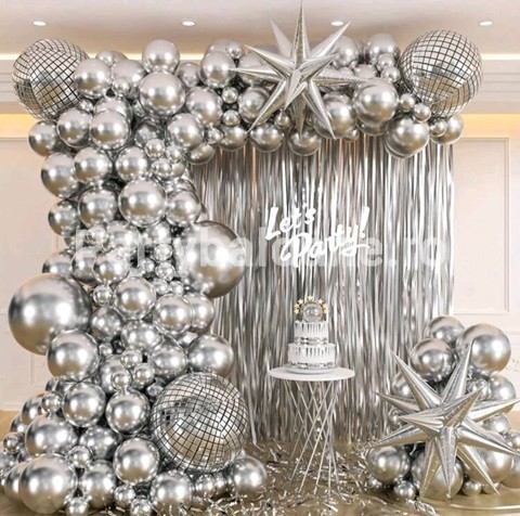 SET GIRLANDA CU BALOANE ARGINTIU CHROME CU BALOANE DISCO SI STELE 4D COD 505
