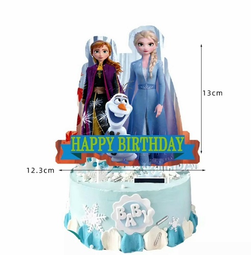 Topper Tort Frozen Ana si Elsa Happy Birthday (Carton) 13x12 cm Un topper decorativ din carton pentru torturi aniversare cu tematica Frozen Regatul de Gheata. Grafica ii prezinta pe Printesa Ana